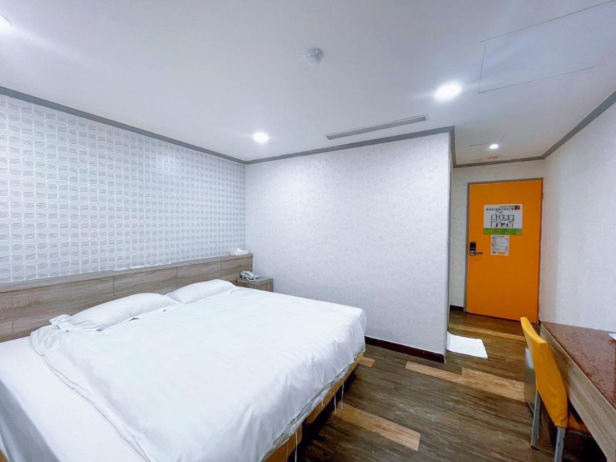A22 Wei Lu Hotel Чжунли Экстерьер фото