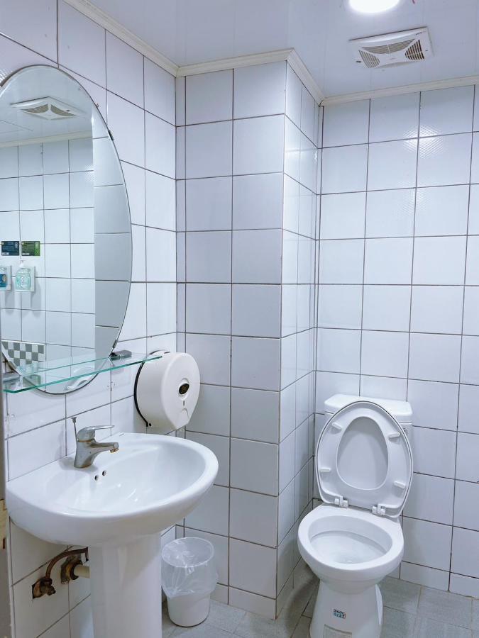 A22 Wei Lu Hotel Чжунли Экстерьер фото